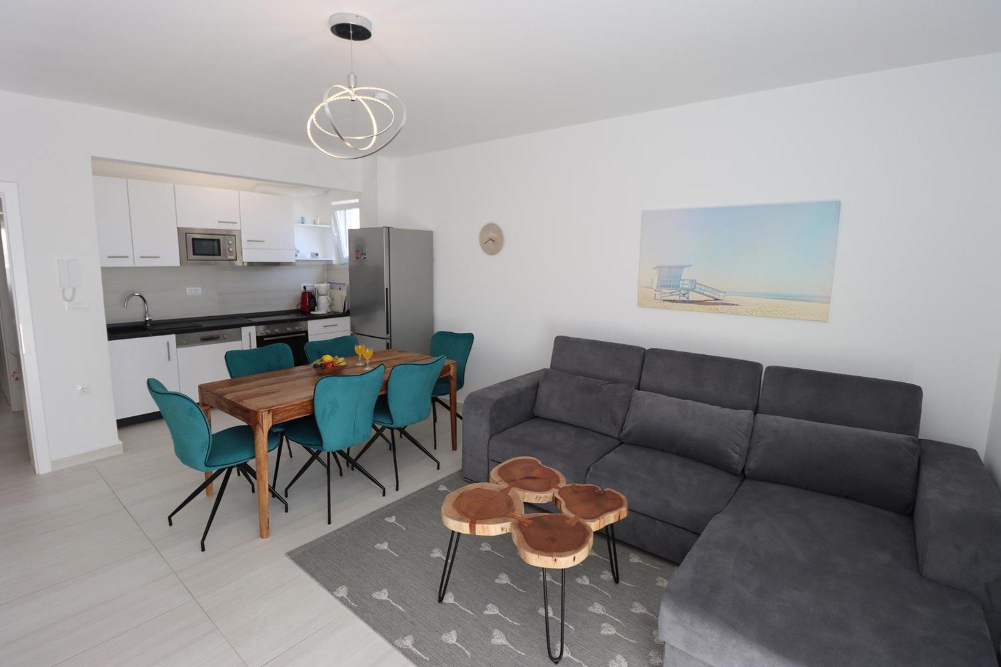 Emmi Nemira Omis Appartement Buitenkant foto