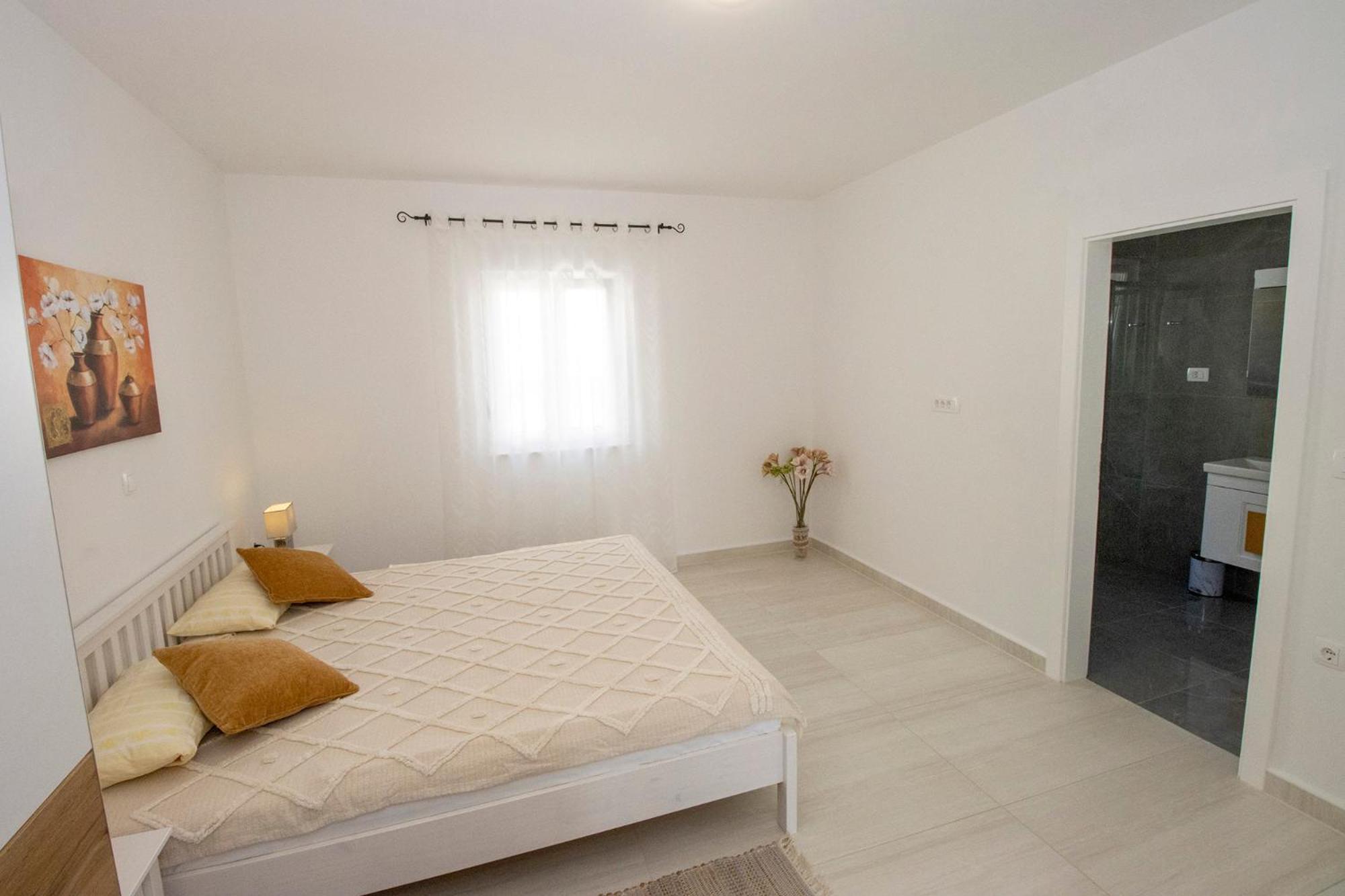 Emmi Nemira Omis Appartement Buitenkant foto