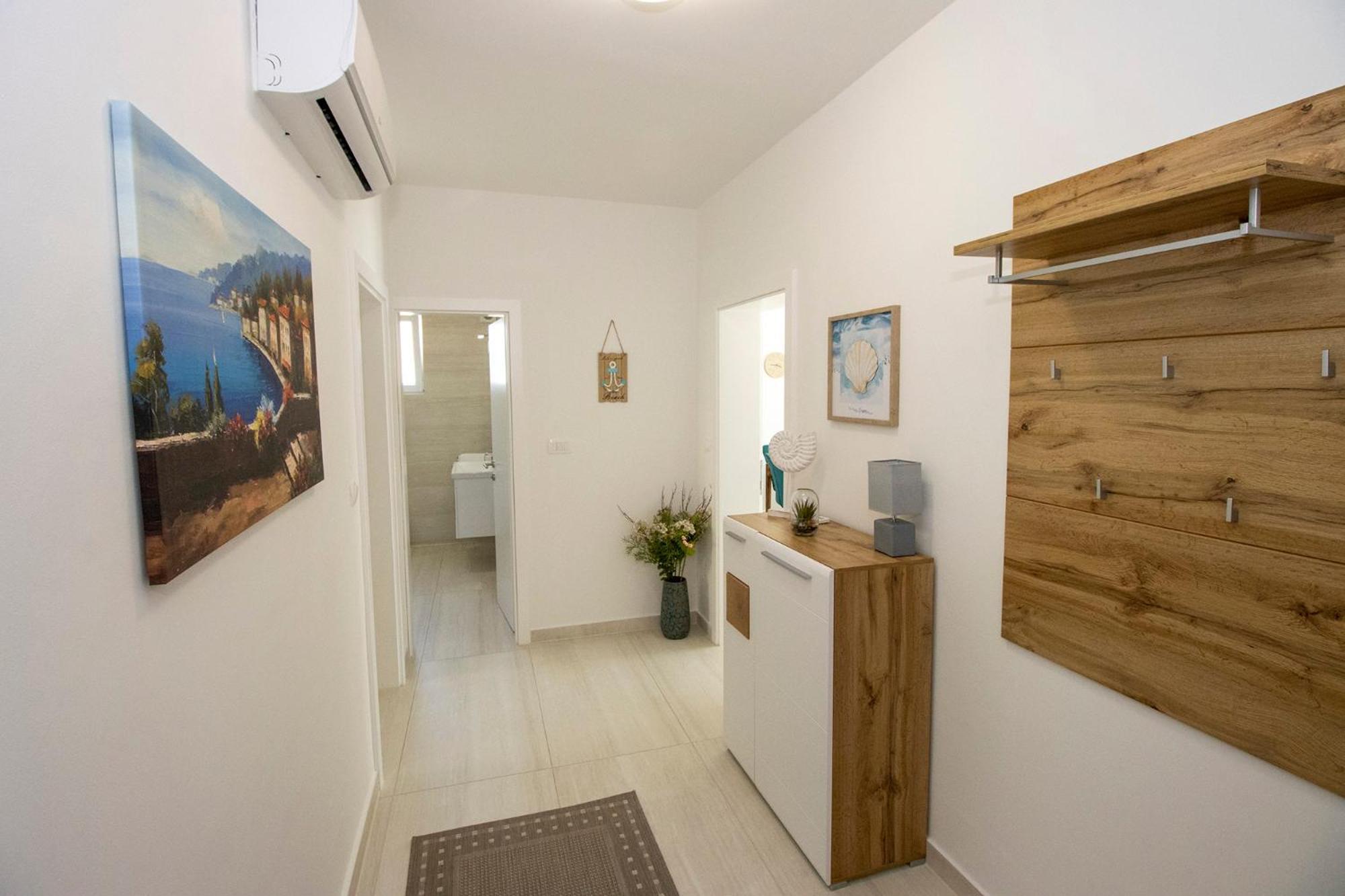 Emmi Nemira Omis Appartement Buitenkant foto